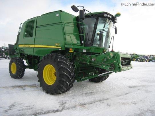 2010 John Deere T670