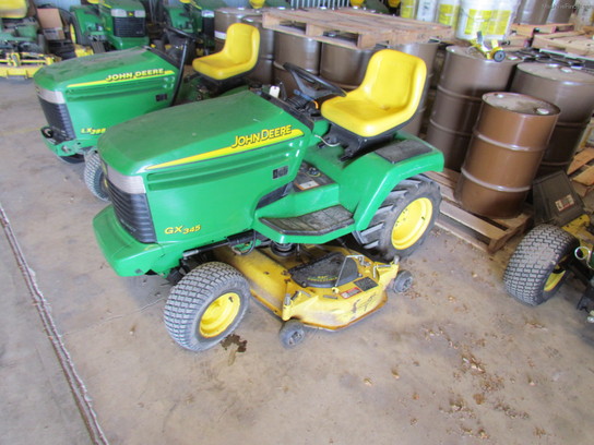 2002 John Deere GX 345