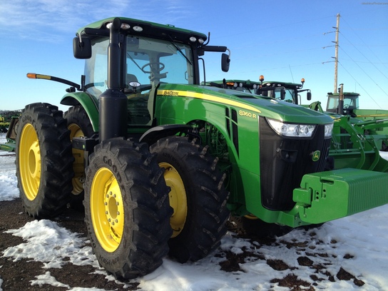 2011 John Deere 8360R
