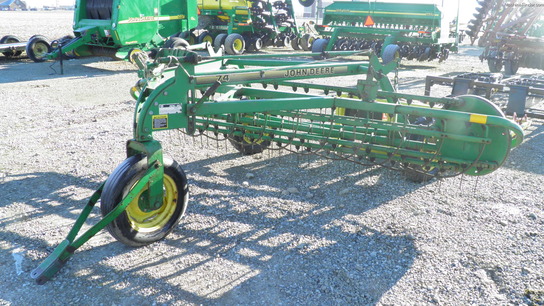  John Deere 74