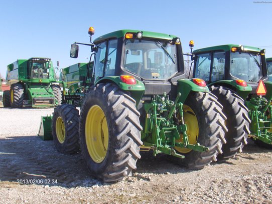 2009 John Deere 6430