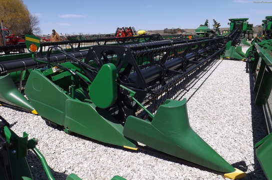 2008 John Deere 635F