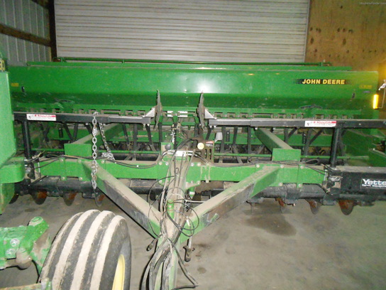 1996 John Deere 750