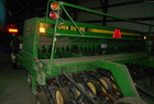 1996 John Deere 750