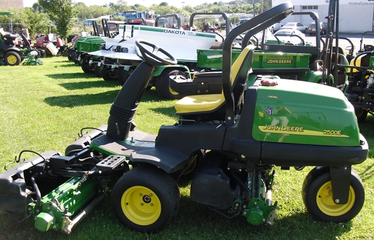 2008 John Deere 2500E