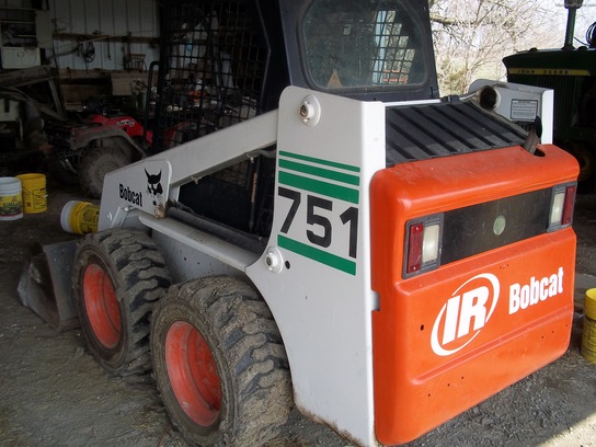  Bobcat 751