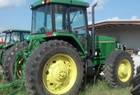  John Deere 7400