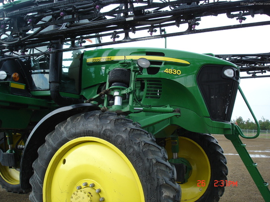 2009 John Deere 4830