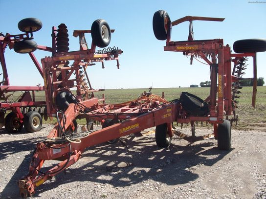  Sunflower 3670-35 SWEEP PLOW