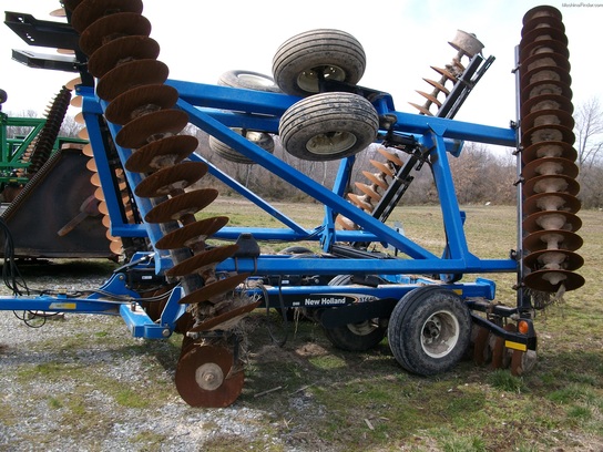 2006 New Holland ST440