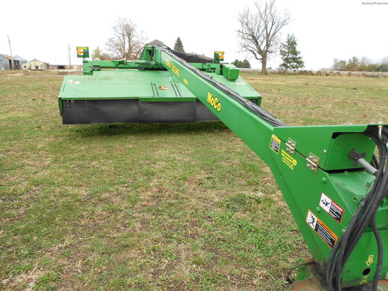 2007 John Deere 946