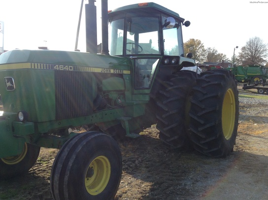 1998 John Deere 4640