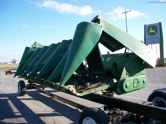 1996 John Deere 693