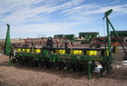 2001 John Deere 1700