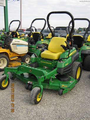 2010 John Deere Z925A