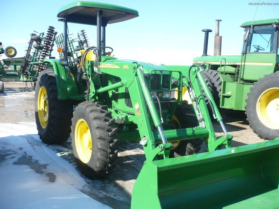 2012 John Deere 6115D