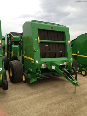 2012 John Deere 568