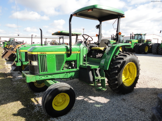 1999 John Deere 6310