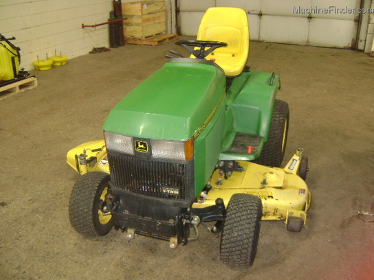 1999 John Deere 425