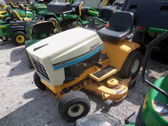 1991 Cub Cadet 1720