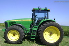 2004 John Deere 8520
