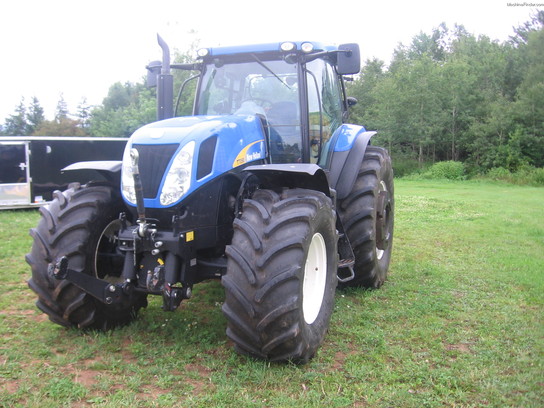 2010 New Holland T7050