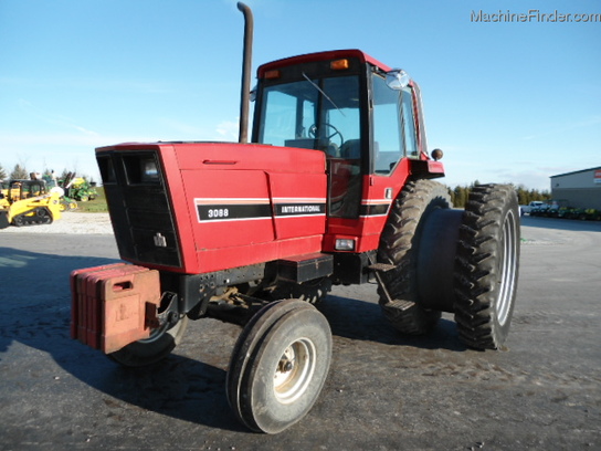 1984 International Harvester 3088
