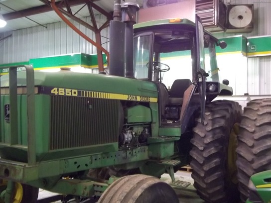 1983 John Deere 4650
