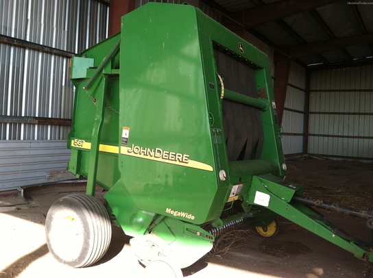 2004 John Deere 567