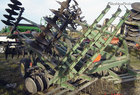 1976 John Deere 230