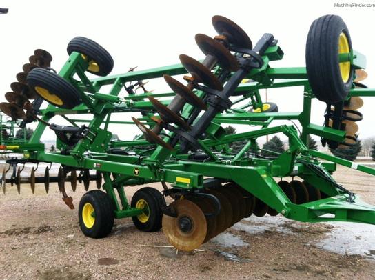 2012 John Deere 512