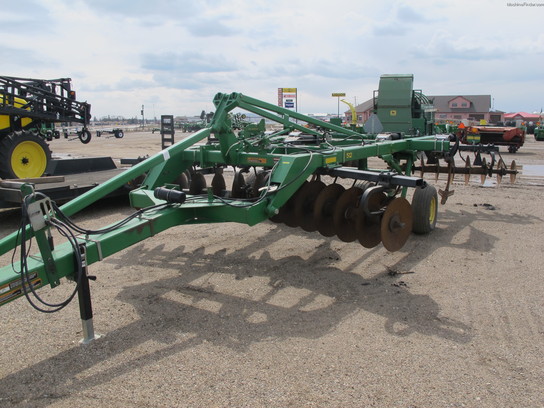 2004 John Deere 512