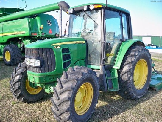 2009 John Deere 6330