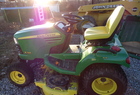 2012 John Deere X748