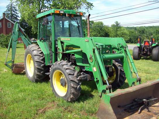 2000 John Deere 5410