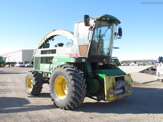 1998 John Deere 6850