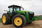  John Deere 8335R