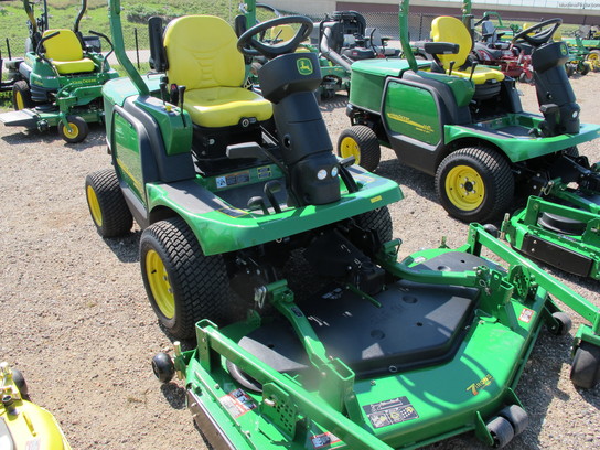 2011 John Deere 1445