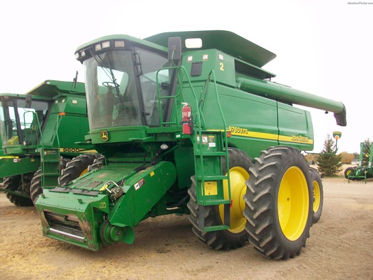 2005 John Deere 9760 STS