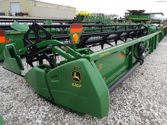 2012 John Deere 630F