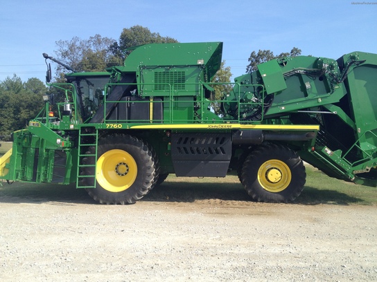 2012 John Deere 7760