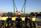  John Deere 7200