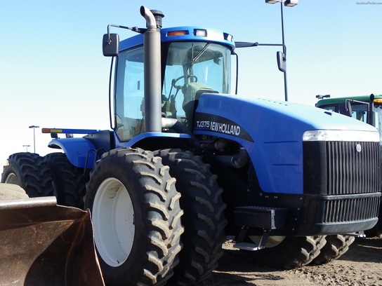 2002 New Holland TJ375