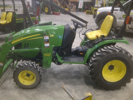 2006 John Deere 2520