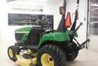 2004 John Deere 2210