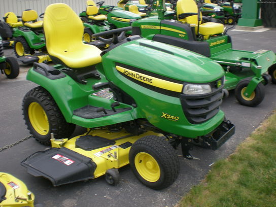 2011 John Deere X540