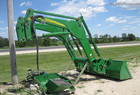 John Deere 843