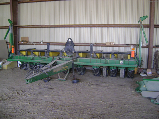 1998 John Deere 1750