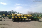 2001 John Deere 1770