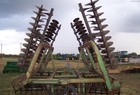  John Deere 335